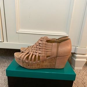 Choloat Blu Web Wedge